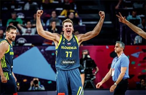 发言厅里厅气，加纳前国脚：中国足球不能说好，也不能说不好（发布会气场拉满！加纳前国脚：中国足球难以断言好或坏）