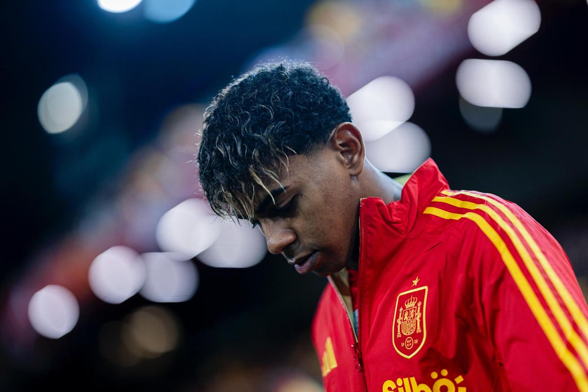 都体：米兰在关注布雷斯特左闸洛科，他是本赛季法甲抢断王（都灵体育报：米兰盯上布雷斯特左后卫洛科，后者领跑本季法甲抢断榜）