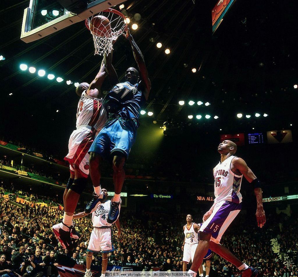 双喜临门，费尔明在巴萨一线队生涯百场里程碑中破门（双喜加身，费尔明巴萨一队第100场里程碑战破门）