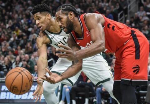 从前的对手再度相遇，博格巴与萨内欧冠相遇赛后寒暄（旧敌重逢：博格巴与萨内欧冠赛后握手致意）