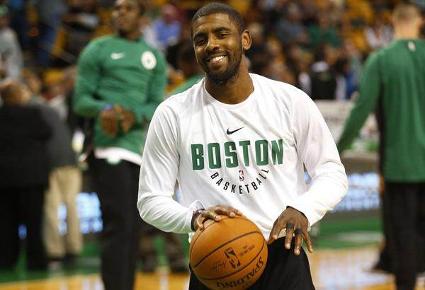 阿根廷队训练吸引20085名球迷观看，梅西获赠埃尔切10号球衣（阿根廷队训练迎来20085名球迷观战，梅西获赠埃尔切10号战袍）