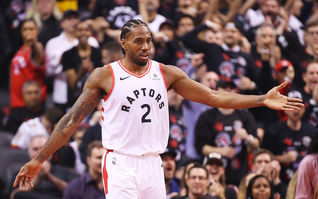 欧联3-0,54岁戴奇发威：率欧冠2冠王3轮不败,卡利穆恩多凌空斩（欧联3-0！54岁戴奇发飙，率两夺欧冠豪门3轮不败，卡利穆恩多凌空破门）