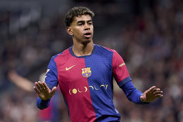 首次获奖！官方：拜仁球员莱默尔当选奥地利年度最佳球员（官宣：拜仁球员莱默尔荣膺奥地利年度最佳，生涯首次获此殊荣）