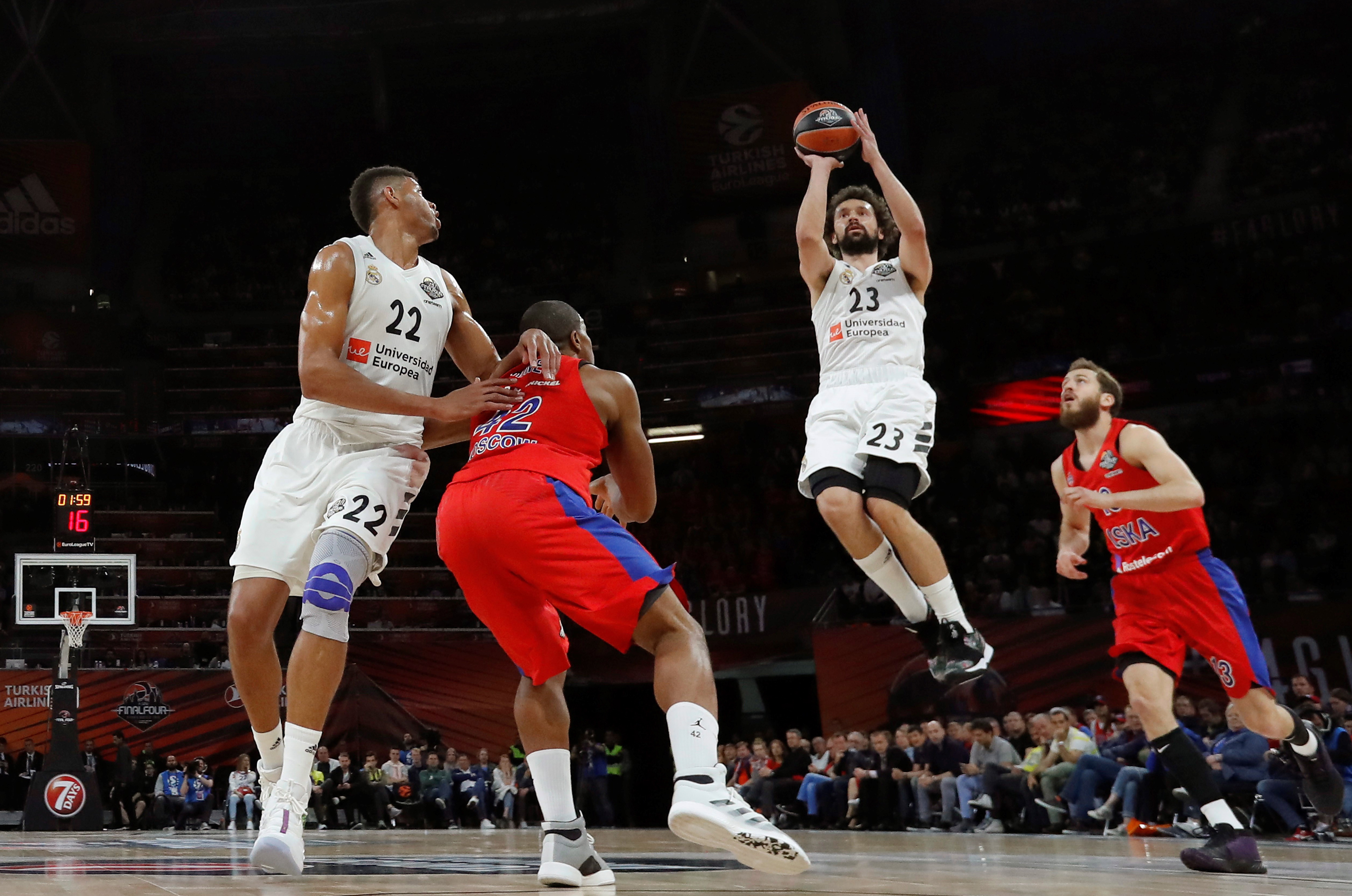 意天空：劳塔罗已返回米兰，即将归队参加训练备战米兰德比（意媒：劳塔罗已回米兰，近期将与球队合练迎战米兰德比）