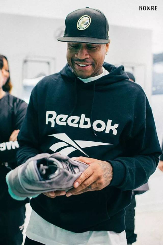 巴萨球员最新身价：亚马尔2亿欧元居首，莱万仅剩900万（巴萨球员身价更新：亚马尔2亿欧领跑，莱万仅剩900万）