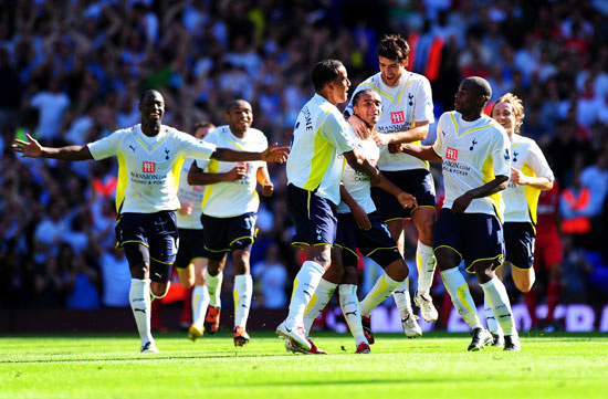 篮球传奇——米西的精彩反超之战（米西逆转之战——篮球传奇的高光时刻）