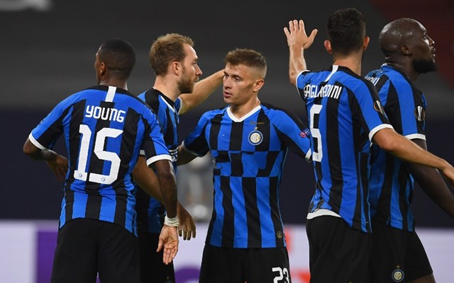 罗马推出黑胶唱片版队歌：限量版售价49.9欧，普通版19.9欧（罗马发售队歌黑胶唱片：限量款49.9欧，标准版19.9欧）