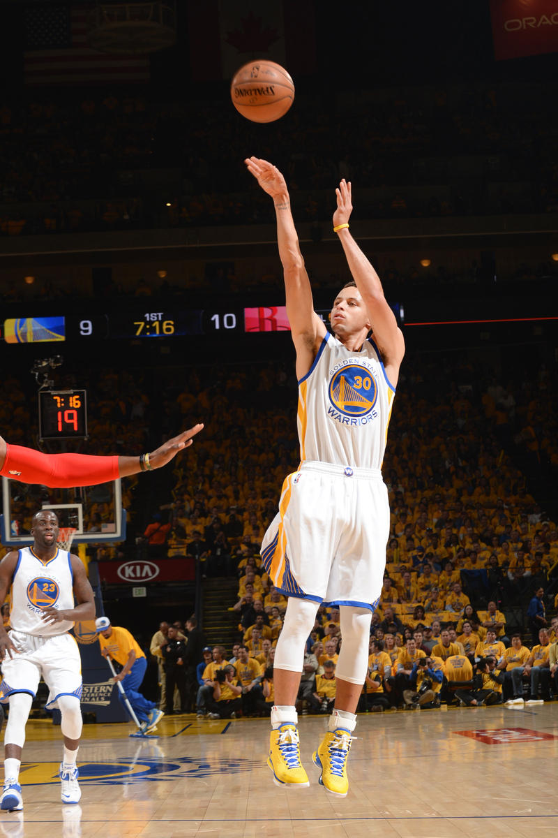 意媒：尤文想签下一名组织型中场，正关注埃尔切的门多萨（意媒称尤文寻觅组织型中场，已将目标锁定埃尔切的门多萨）