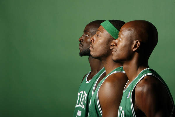 伊万：为自己所做的一切感到自豪，在足球领域留下了重要印记（伊万：为付出感到骄傲，已在足坛留下深刻印记）