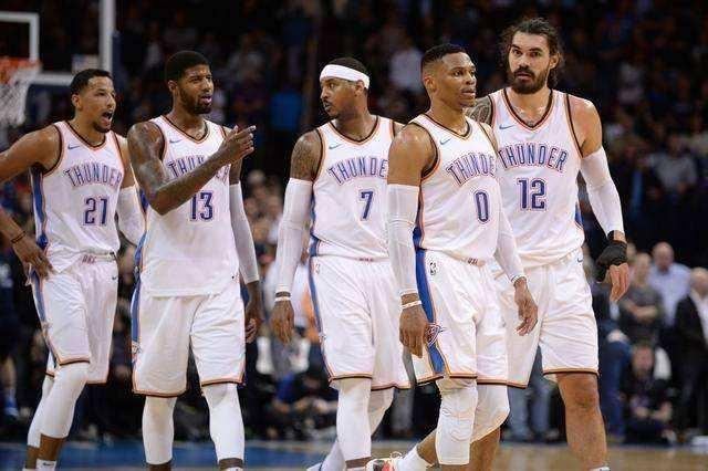 C罗前队友：C罗能踢到100岁！不喜欢梅西就不喜欢足球！（C罗昔日队友：C罗能踢到百岁！不喜欢梅西就不是足球迷！）