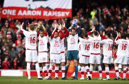 防不住！杨瀚森被小贾伦强攻打中 开拓者被迫再度叫停（杨瀚森挡不住小贾伦强突命中，开拓者再度被迫叫暂停）