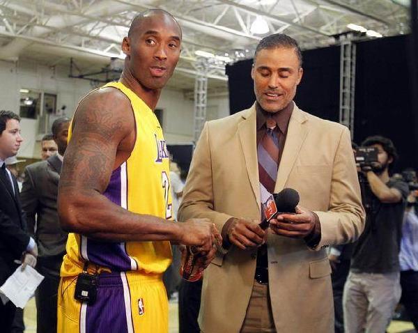 萨内蒂：批评劳塔罗？荒谬，他已经排在国米历史射手榜前五（萨内蒂回应质疑劳塔罗：荒谬！他已跻身国米历史射手前五）