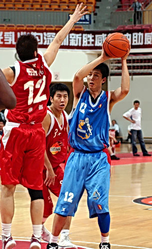 迪洛伦佐：团结是走出困境的基础，我们与孔蒂之间从没有隔阂（迪洛伦佐：靠团结走出低谷，我们与孔蒂始终没有隔阂）