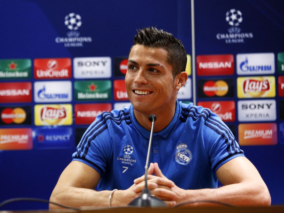 欧冠联赛淘汰赛精彩瞬间回顾（欧冠淘汰赛高光时刻集锦）