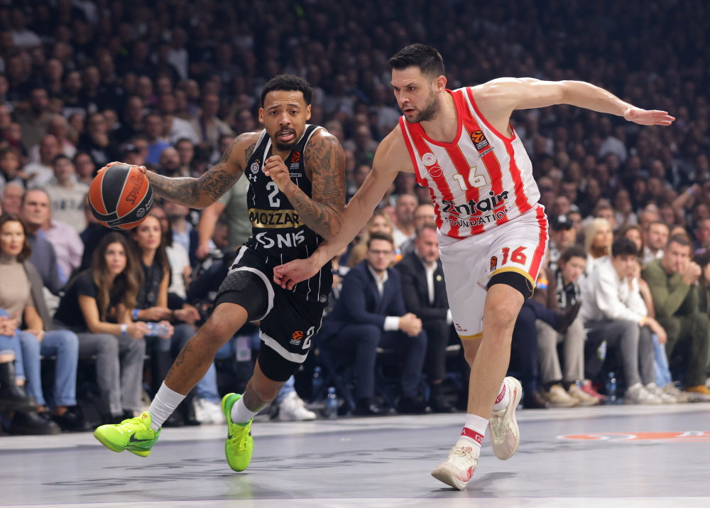 兰德尔半场10中5轰19+5，里德替补拿到14分（兰德尔半场10投5中轰19分5板，里德替补贡献14分）